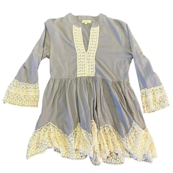 Velzera Tops - Velzera Grey Lace Long Sleeve Tunic | Women's S